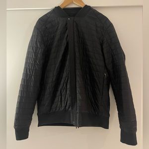 LIKE NEW Men’s reversible bomber quilted jacket, black, size M